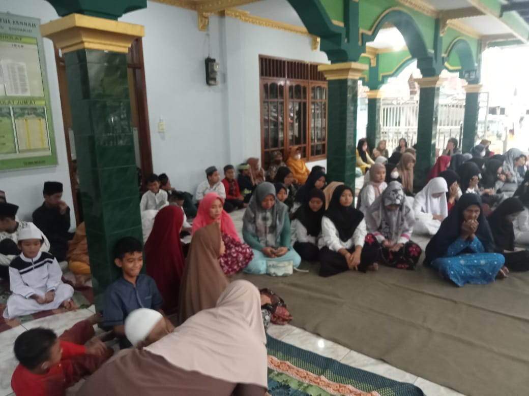 Santunan Kaum Dhuafa